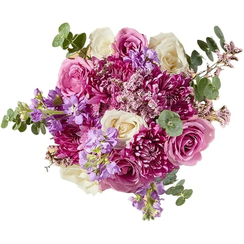 Lila Chrysanthemen-Mix mit Rosen und Eukalyptus.
