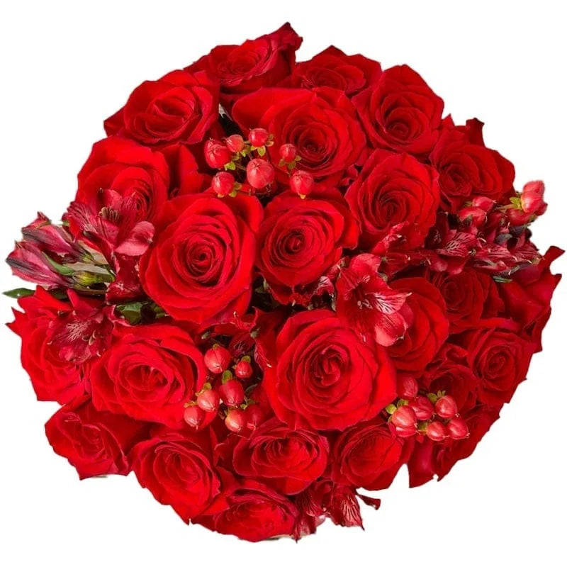 Bouquet aus roten Rosen mit Beeren und anderen roten Blüten