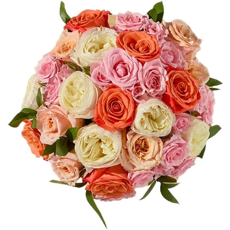 Bunter Rosenstrauß mit korallen, rosa und weißen Rosen